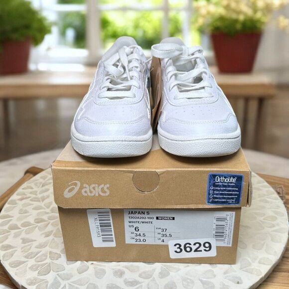 ASICS Japan S Women’s 6 White Leather Iridescent Heel 1202A292-100 NIB - Picture 2 of 10